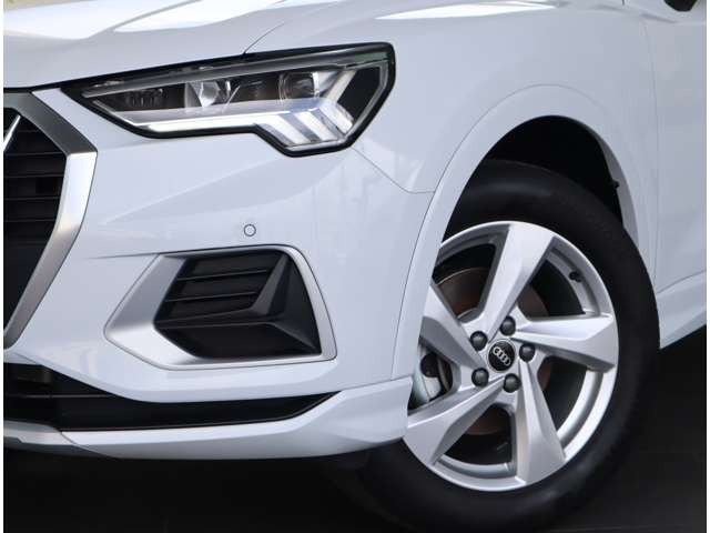Q335 TFSI アドバンスド