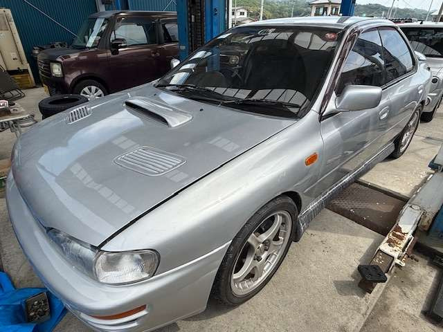 インプレッサ2.0 WRX 4WD