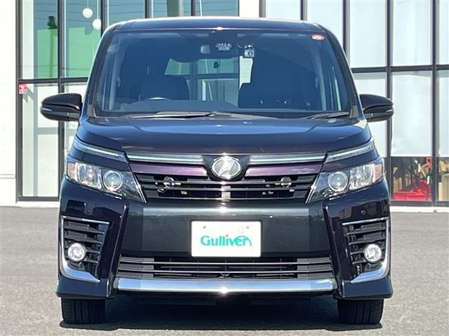 ヴォクシー2.0 ZS 4WD