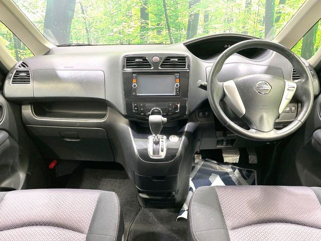 セレナ2.0 ハイウェイスター S-HYBRID Vセレクション