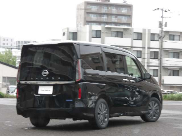 セレナ2.0 XV 4WD