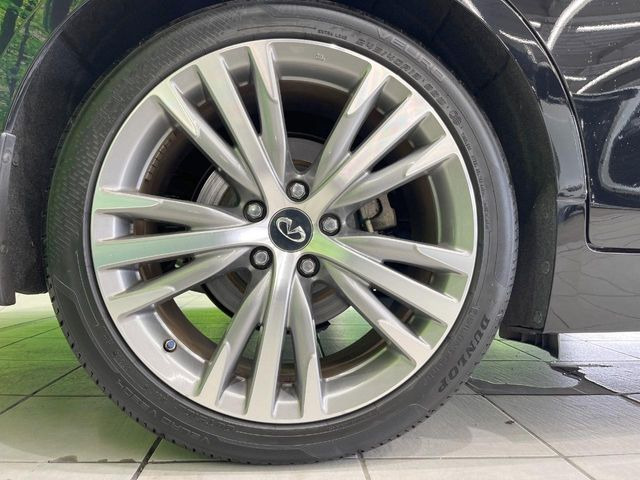 �y�����C���`�A���~�z�C�[���z�O�ςɃ}�b�`�����A���~�z�C�[���𑕒����Ă���܂��B�e��A���~�z�C�[����A�X�^�b�h���X�^�C�����戵�����Ă���܂��B���񂲑��k����������