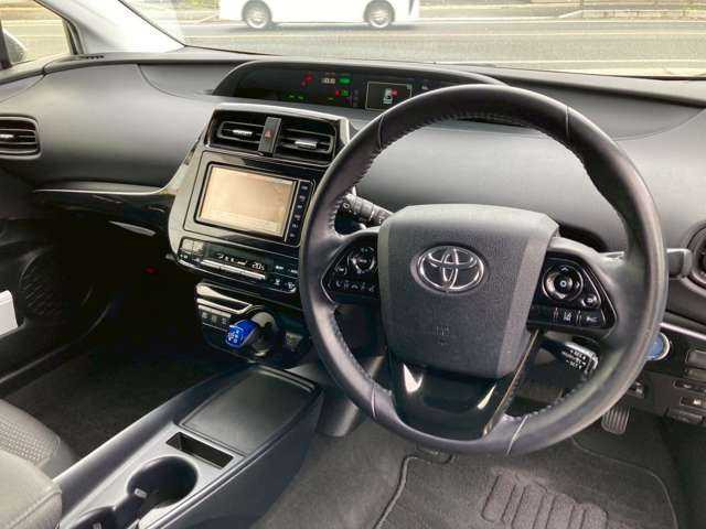 プリウス1.8 S セーフティ プラスII