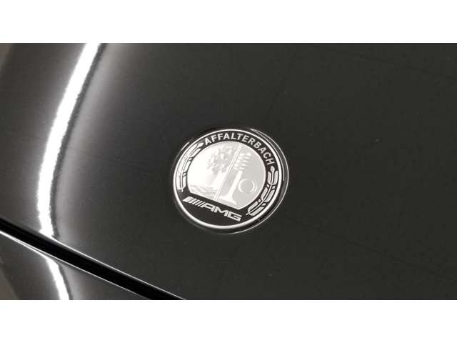 GLAクラスAMG GLA45 S 4マチックプラス 4WD