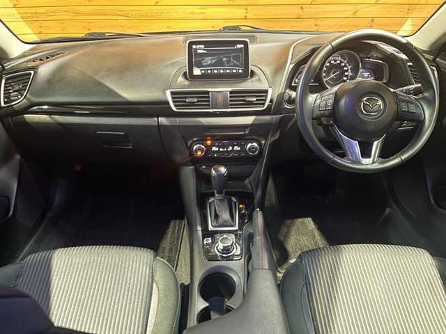 アクセラ1.5 15S 4WD