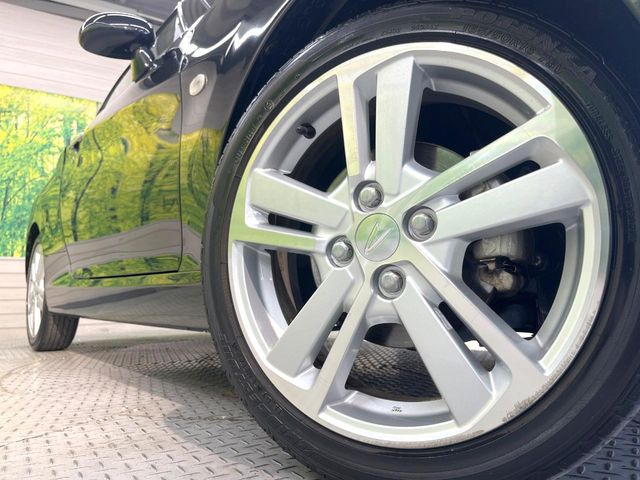�y�����A���~�z�C�[���z�O�ςɃ}�b�`���������A���~�z�C�[���𑕒����Ă���܂��B�e��ЊO�A���~�z�C�[����A�X�^�b�h���X�^�C�����戵�����Ă���܂��B���񂲑��k����������