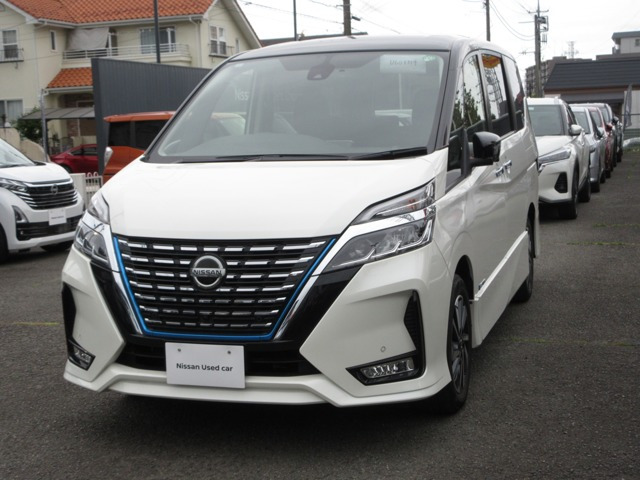 セレナ1.2 e-POWER ハイウェイスターV