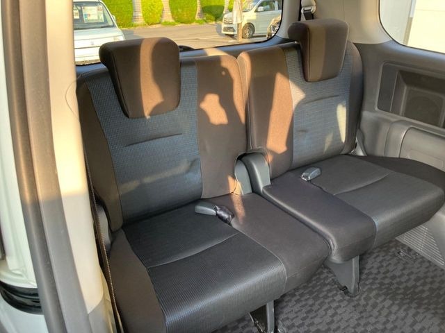3��ڃV�[�g�͂�������ԗǍD����l�ł��������ƍ����Ē����܂��̂ŁA��l���ł̂��o���������N���N�ł��􂲉Ƒ��ŁA�C�̒m�ꂽ���ԂŁA�h���C�u�ɍs���̂��y���݂ł��ˁ�