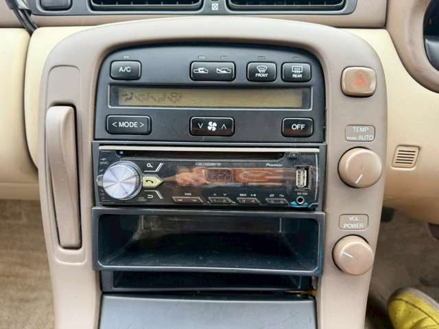 �C�ɂȂ邨�Ԃ�����܂�����E�̓d�b�ԍ����璼�ڂ��X�ɂ��₢���킹���������B�x�����@����ԗ����A��Ԃ܂łȂ�ł������������Ē����܂��B�X�^�b�t�ꓯ���A�����҂����Ă���܂��B