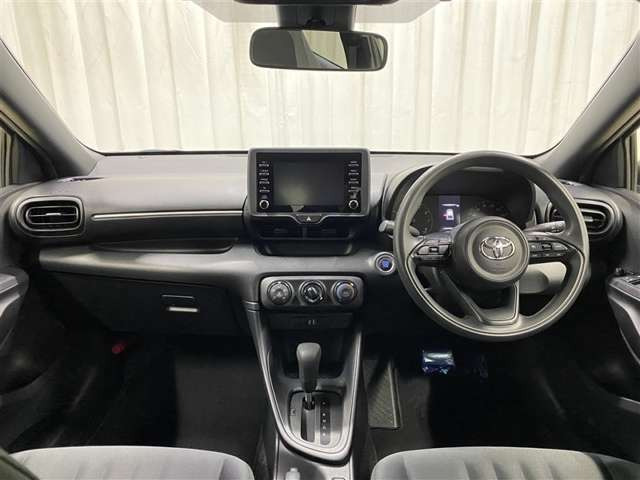 ヤリス1.5 X 4WD