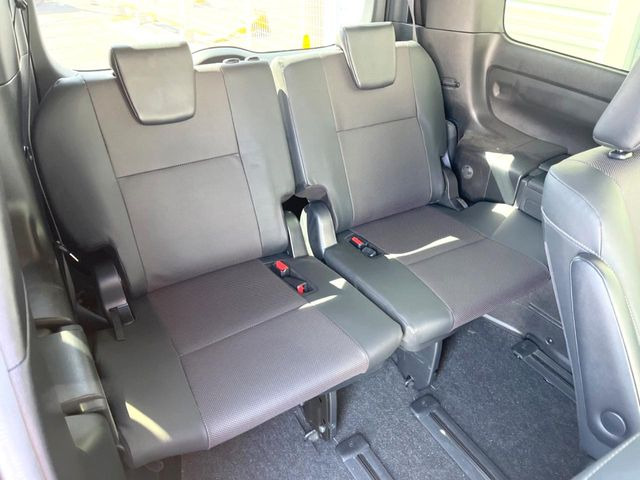 3��ڃV�[�g�͂�������ԗǍD����l�ł��������ƍ����Ē����܂��̂ŁA��l���ł̂��o���������N���N�ł��􂲉Ƒ��ŁA�C�̒m�ꂽ���ԂŁA�h���C�u�ɍs���̂��y���݂ł��ˁ�