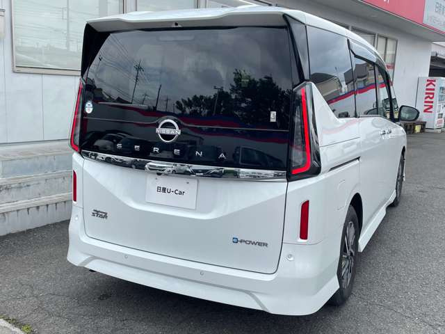 セレナ1.4 e-POWER ハイウェイスターV