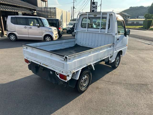 サンバートラックTB