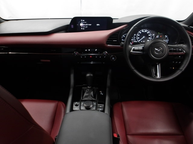 MAZDA3ファストバック1.8 XD バーガンディ セレクション