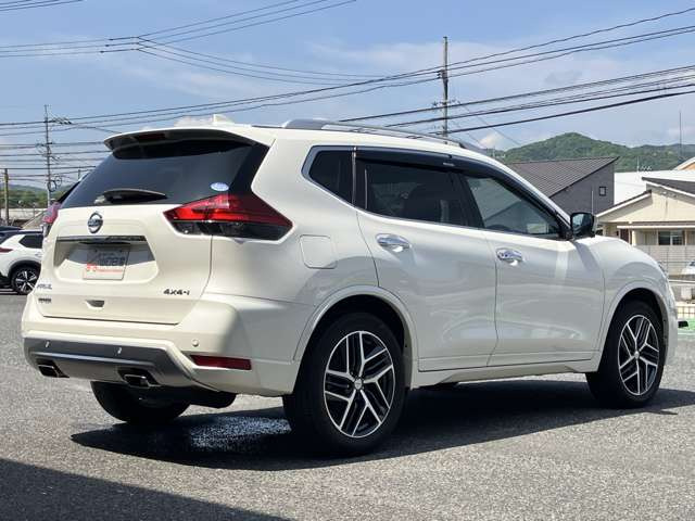 エクストレイル2.0 AUTECH iパッケージ 4WD