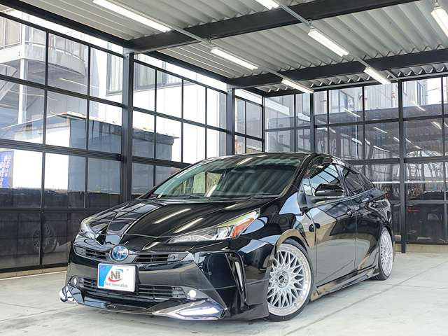 プリウス1.8 S