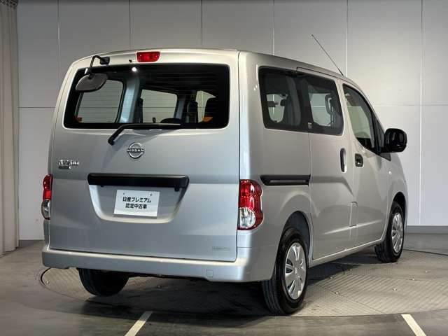 NV200バネットバン1.6 VX