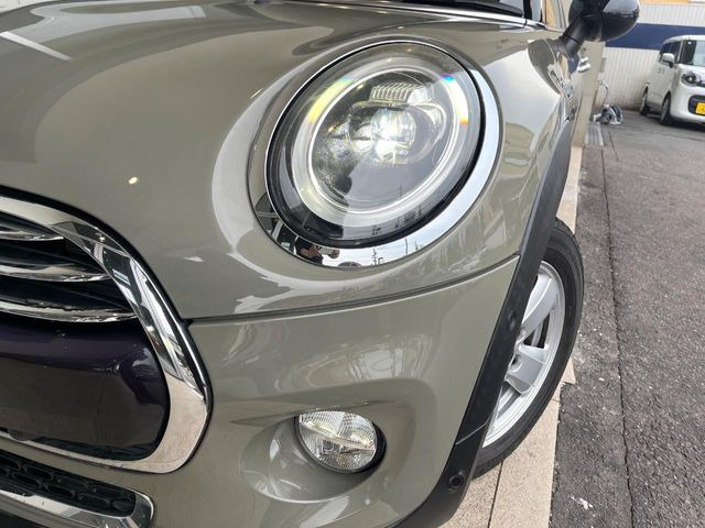 ��LED�w�b�h���C�g:��ԑ��s�����ǍD�Ȏ��E���m�ۂ����S���ĉ^�]�ł��鍂�P�xLED�w�b�h���C�g�𑕔�!�_�����x�������A����d�͂��}�����Ă��܂��B