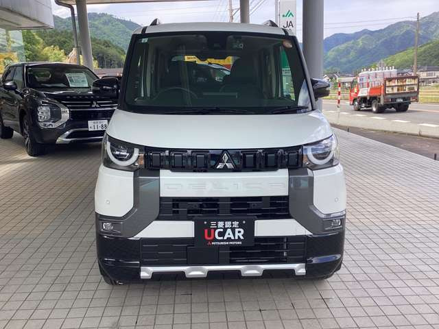 デリカミニT プレミアム 4WD