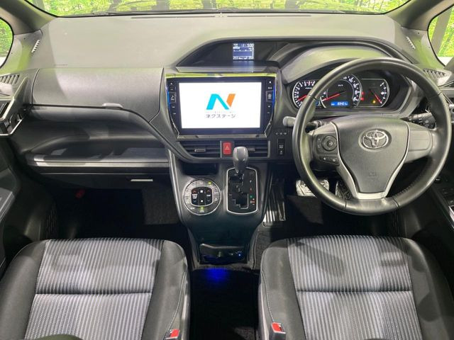 ヴォクシー2.0 ZS