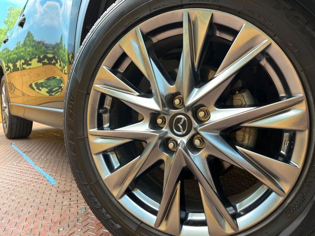 �y����19�C���`�A���~�z�C�[���z�O�ςɃ}�b�`���������A���~�z�C�[���𑕒����Ă���܂��B�e��ЊO�A���~�z�C�[����A�X�^�b�h���X�^�C�����戵�����Ă���܂��B���񂲑��k����������