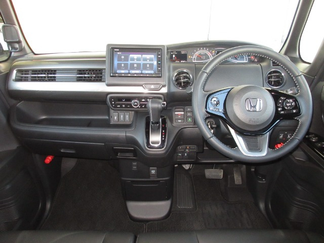 N-BOXカスタムL ターボ スタイルプラス ブラック