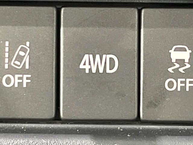 4WD�̂��Ԃł��̂ŁA�ᓹ�ł����S�ł���~��n�n��ɂ��Z�܂��̕��ȊO�ɂ��A�E�B���^�[�X�|�[�c����̕���~��n��֋A�Ȃ����@�������ɂ���������!