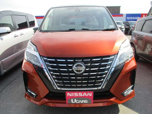 セレナ2.0 ハイウェイスターV 4WD