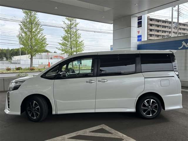 ヴォクシー2.0 ZS 煌III