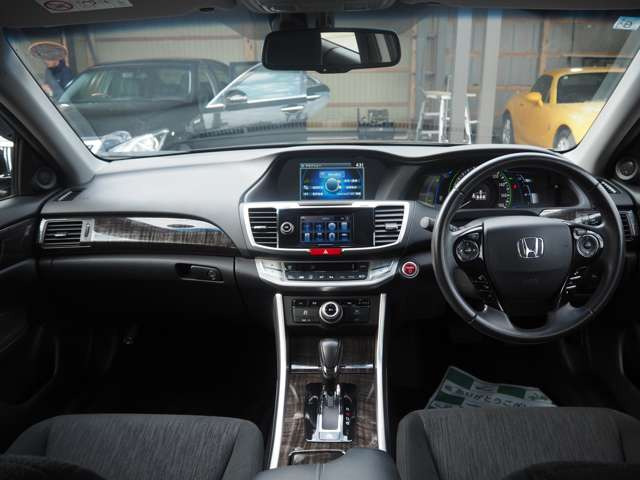 アコードハイブリッド2.0 LX