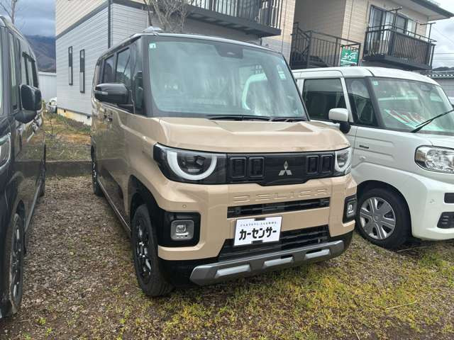 デリカミニT プレミアム 4WD