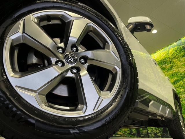 �y����18�C���`�A���~�z�C�[���z�O�ςɃ}�b�`���������A���~�z�C�[���𑕒����Ă���܂��B�e��ЊO�A���~�z�C�[����A�X�^�b�h���X�^�C�����戵�����Ă���܂��B���񂲑��k����������