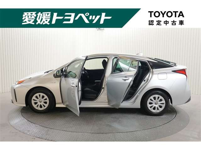 プリウス1.8 S