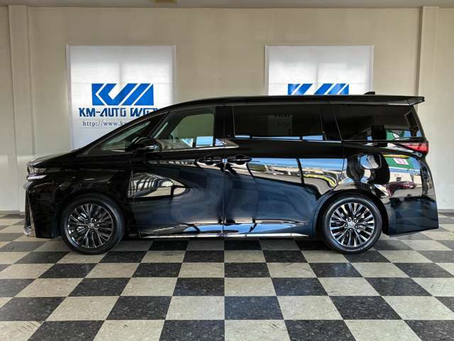 ヴェルファイアハイブリッド 2.5 Z プレミア E-Four 4WD