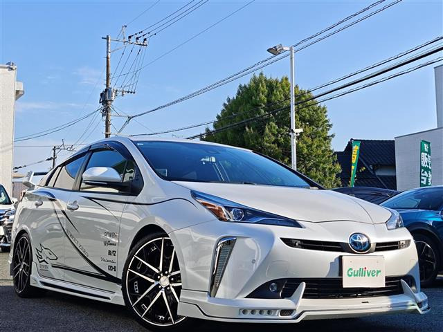 プリウス1.8 S