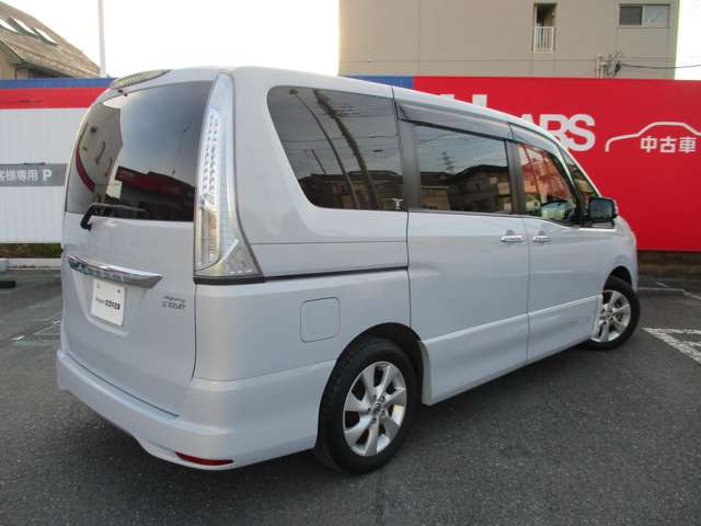 セレナ2.0 ハイウェイスター S-HYBRID Vエアロモード