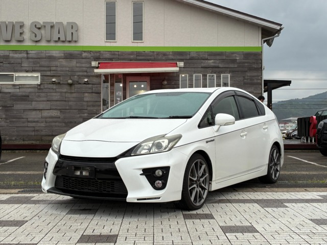 プリウス1.8 S ツーリングセレクション G's