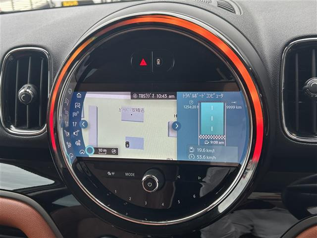 ミニクロスオーバークーパー SD オール4 4WD