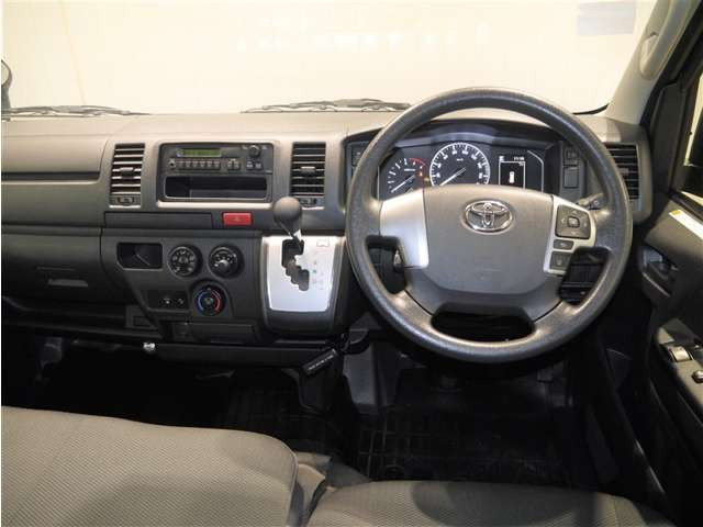 ハイエースバン2.8 DX ロング GLパッケージ ディーゼル 4WD