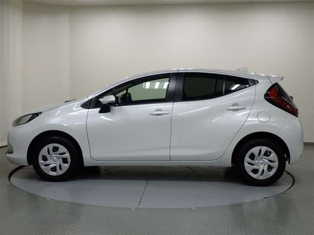 アクア1.5 G E-Four 4WD