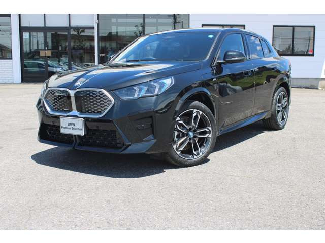 iX2xドライブ30 Mスポーツ 4WD