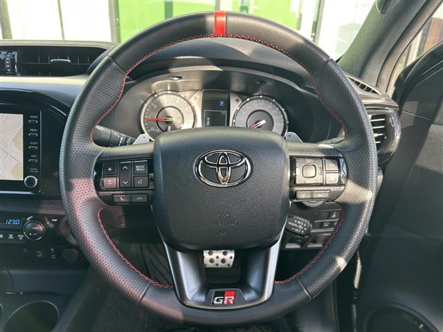ハイラックス2.4 Z GRスポーツ ディーゼル 4WD