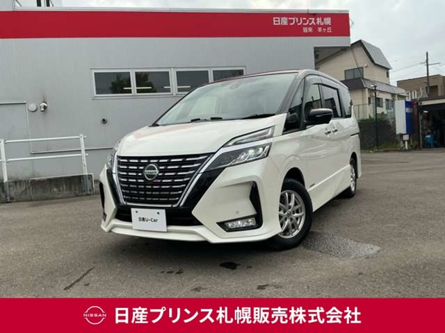 セレナ2.0 ハイウェイスターV 4WD