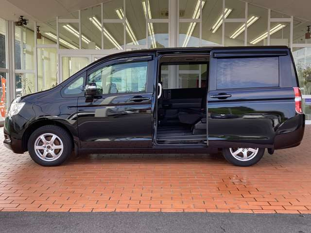 ステップワゴン2.0 L