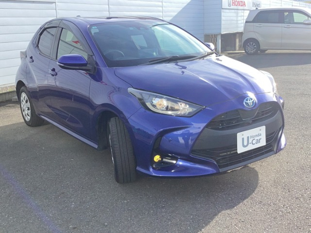 ヤリス1.5 ハイブリッド G E-Four 4WD