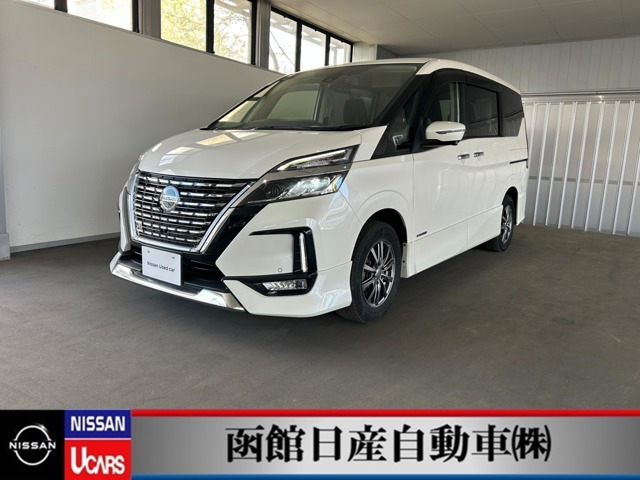 セレナ2.0 ハイウェイスターV 4WD