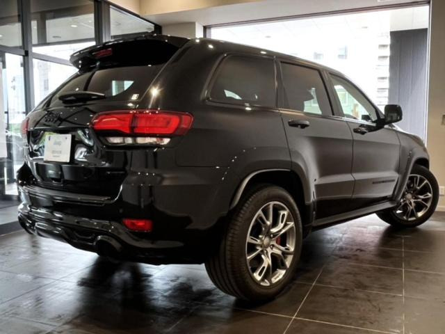 グランドチェロキーSRT8 4WD