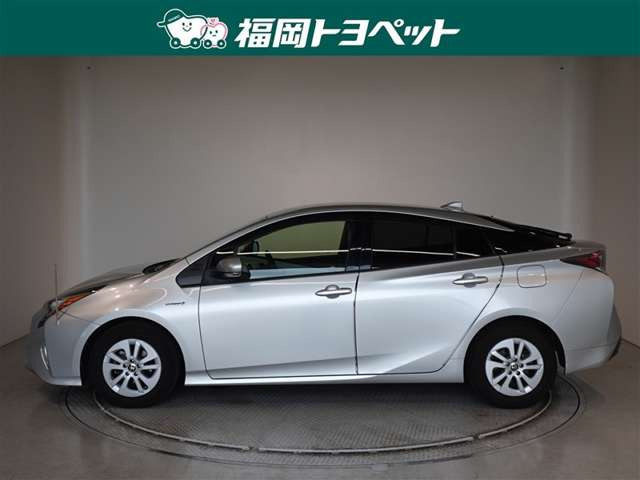 プリウス1.8 S