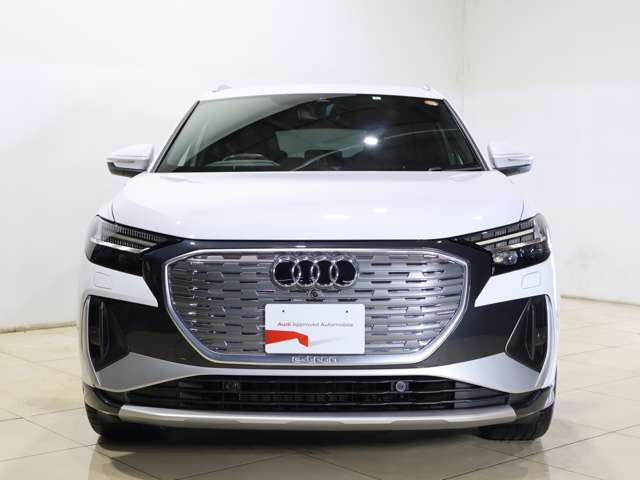 Q4 e-tron40 Sライン