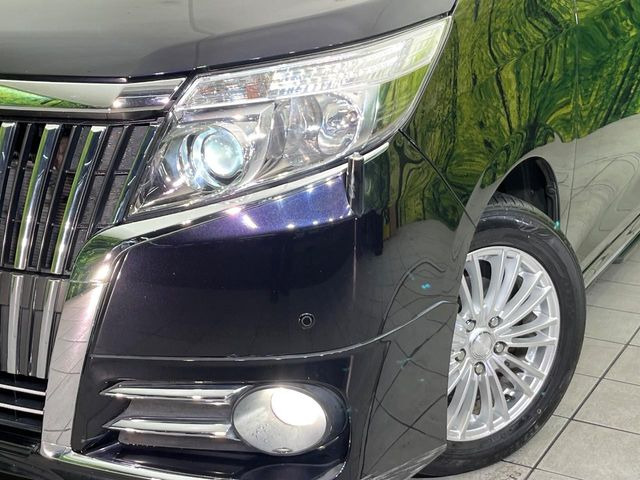 �yLED�w�b�h���C�g�z���V����ԑ��s�����ǍD�Ȏ��E���m�ۂ����S���ĉ^�]�ł��鍂�P�xLED�w�b�h���C�g�𑕔�!�_�����x�������A����d�͂��}�����Ă��܂��B